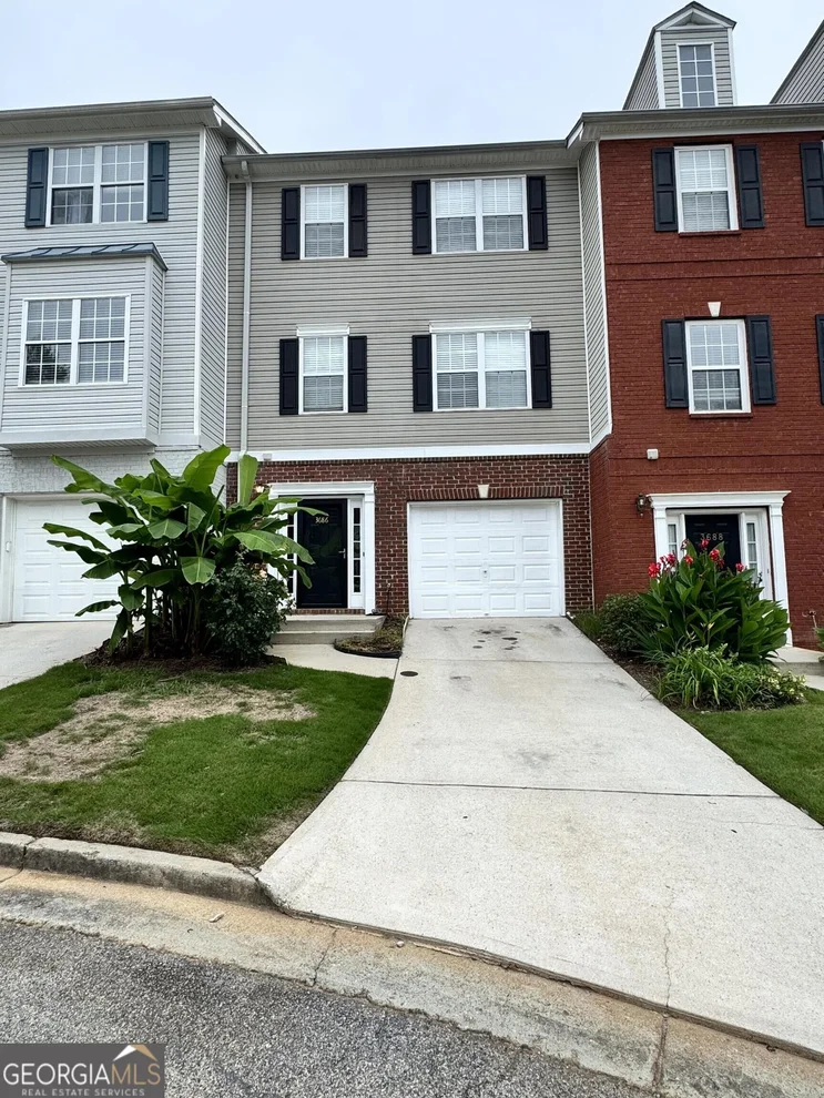 Unit for sale at 3686 Lantern Walk Lane, Scottdale, GA 30079
