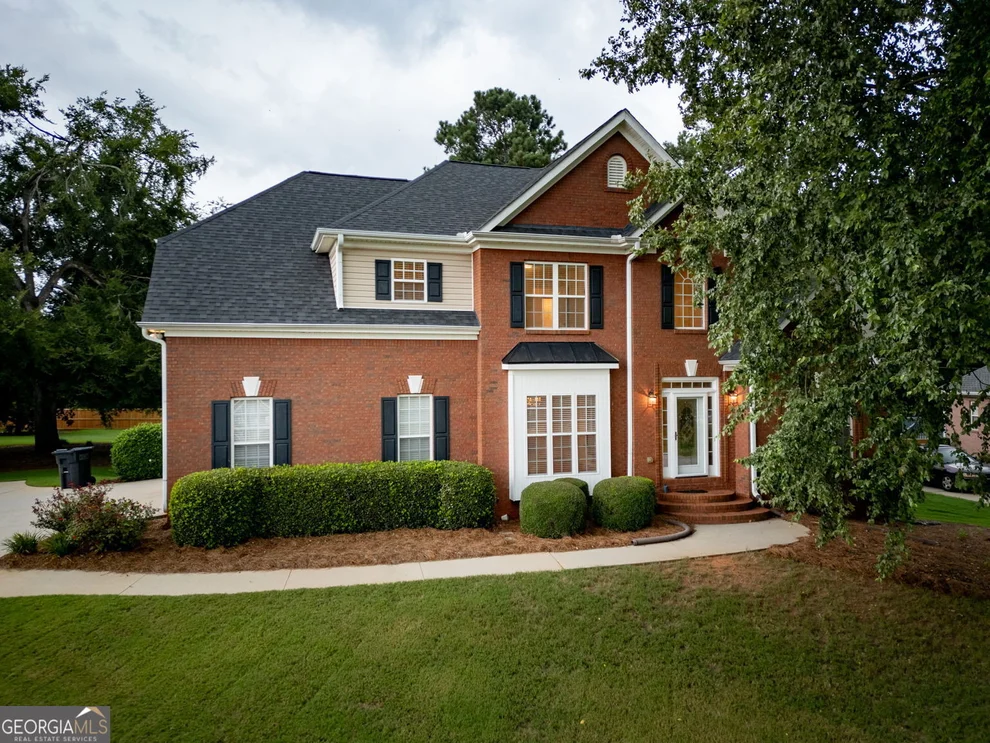 Unit for sale at 233 Thorn Berry Way, Conyers, GA 30094
