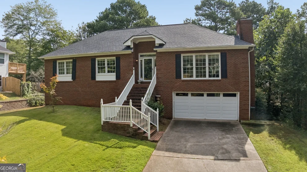 Unit for sale at 1802 Hunters Glen NE, Marietta, GA 30062