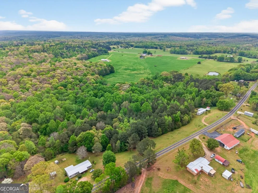 Unit for sale at 5088 Hudson Rivers Church Road, Danielsville, GA 30633