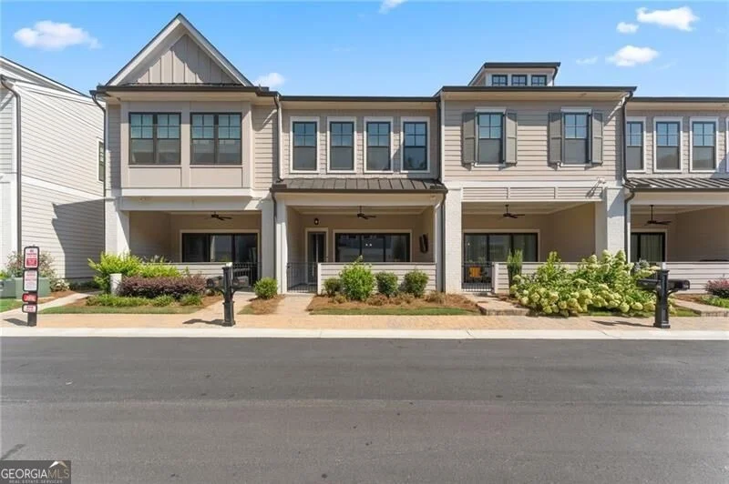 Unit for sale at 710 Stickley Oak Way, Woodstock, GA 30189
