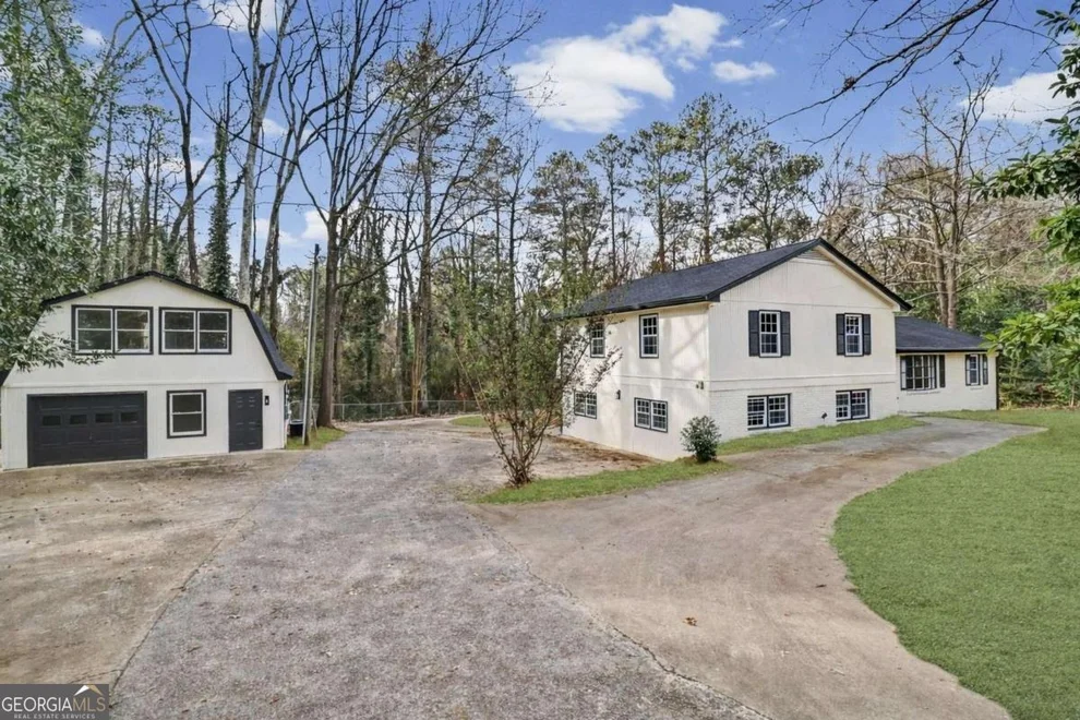 Unit for sale at 3560 Ebenezer Court, Marietta, GA 30066