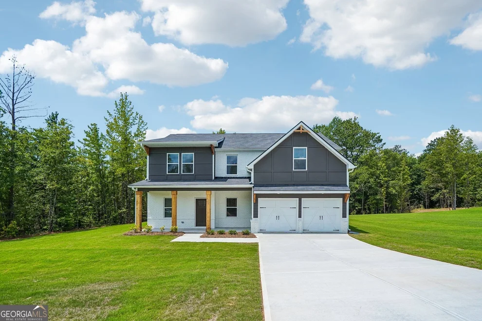 Unit for sale at 138 Post Oak Drive, Jackson, GA 30233