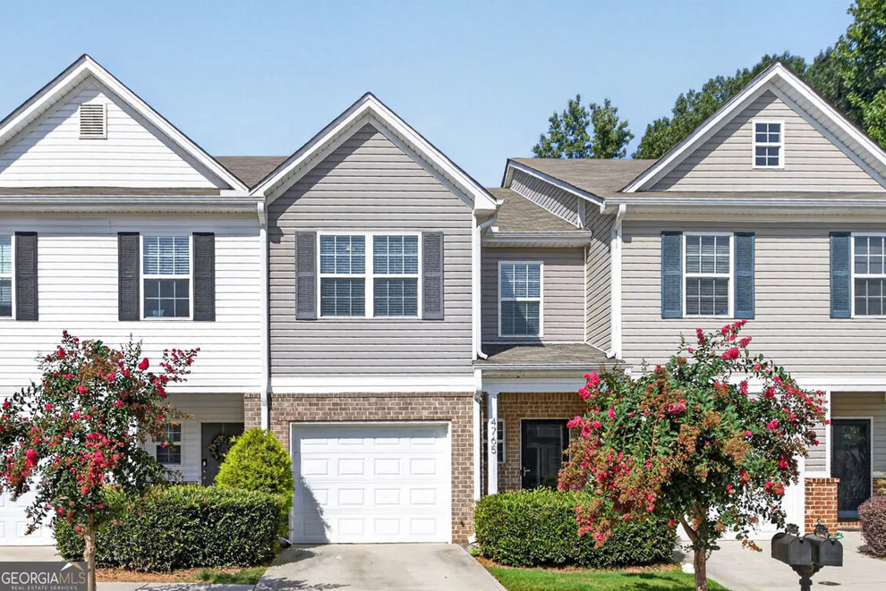 Unit for sale at 4765 Beacon Ridge Lane, Flowery Branch, GA 30542
