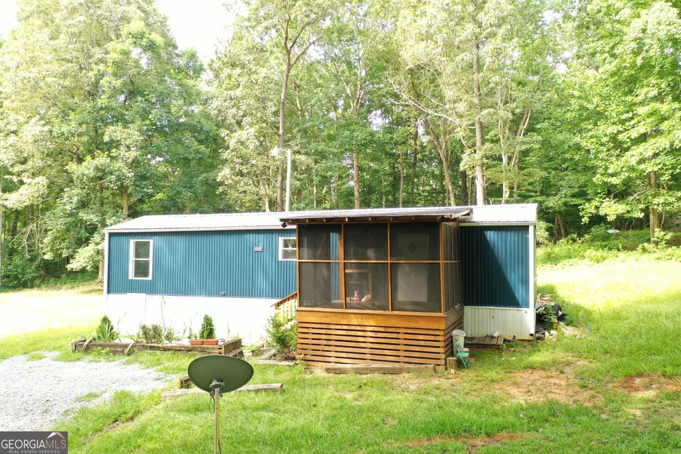 Unit for sale at 242 Sunrise Cove, Clarkesville, GA 30523