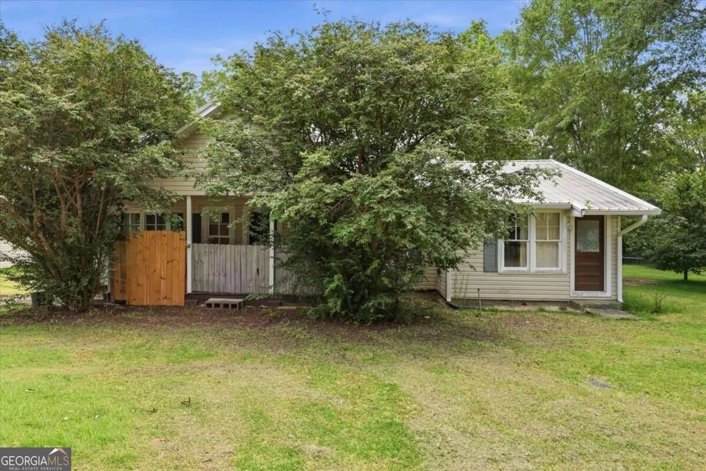Unit for sale at 110 Houston Street, Sylvester, GA 31791