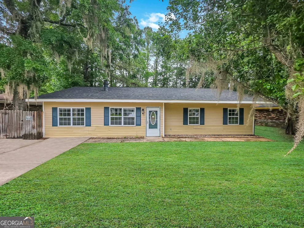 Unit for sale at 514 Heritage Drive, Hinesville, GA 31313