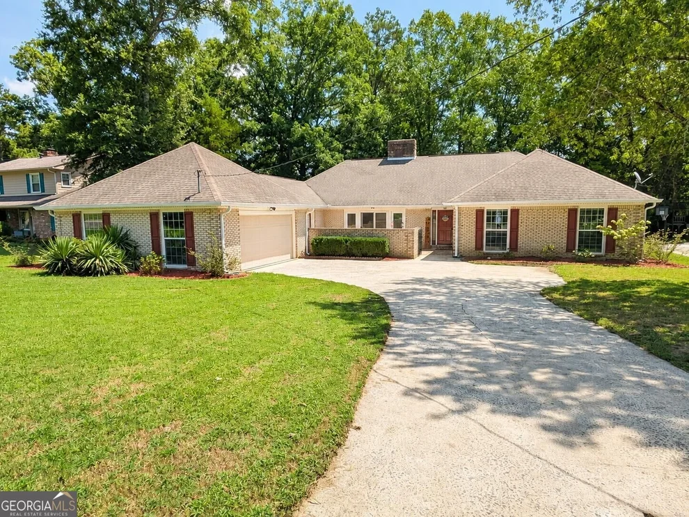 Unit for sale at 19 E Creekview Drive SW, Rome, GA 30165