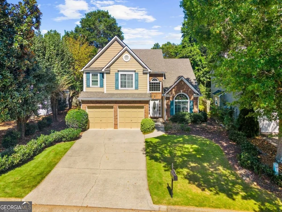 Unit for sale at 1010 Bradford Drive, Roswell, GA 30076