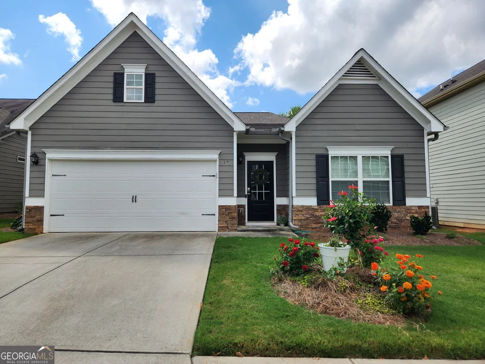 Unit for sale at 17 Cliffbriar Terrace, Newnan, GA 30263