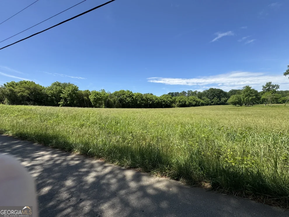 Unit for sale at 200 Willow Lane, Talking Rock, GA 30175