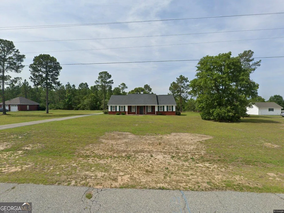 Unit for sale at 5171 Sand Hill Circle N, Lizella, GA 31052