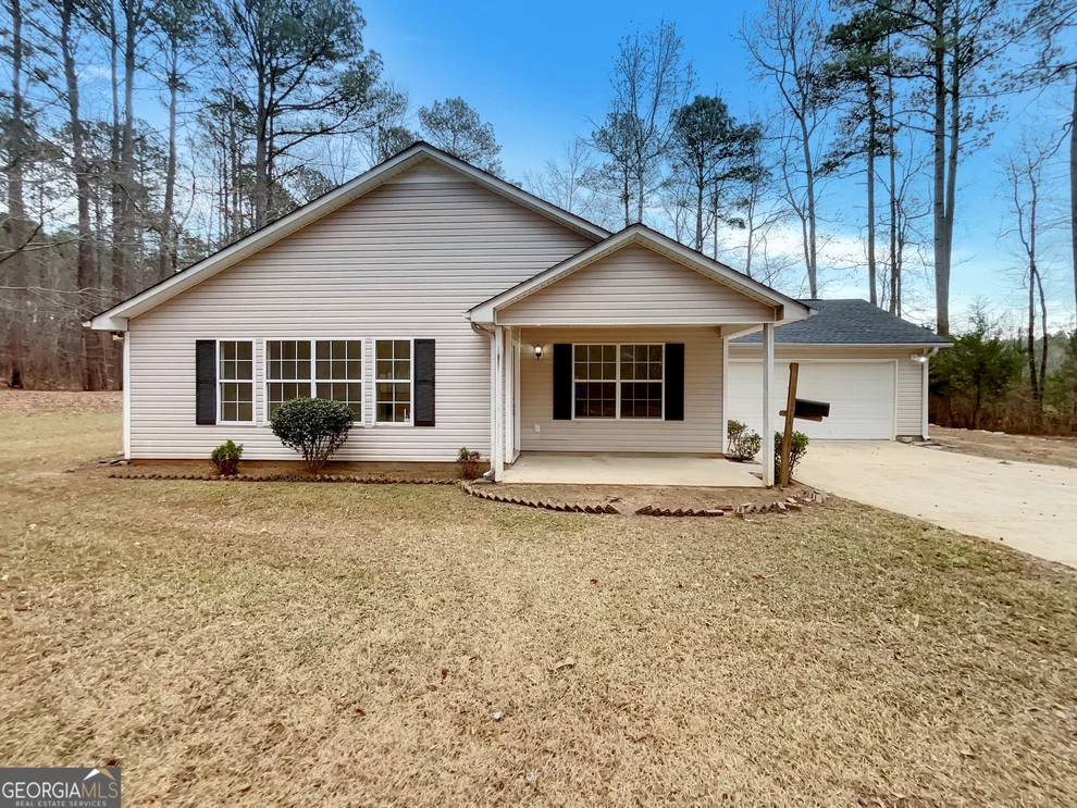 Unit for sale at 1105 Allen Road, Grantville, GA 30220