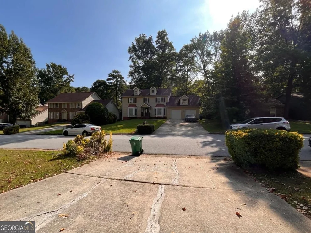 Unit for sale at 1547 Golf Link Drive, Stone Mountain, GA 30088