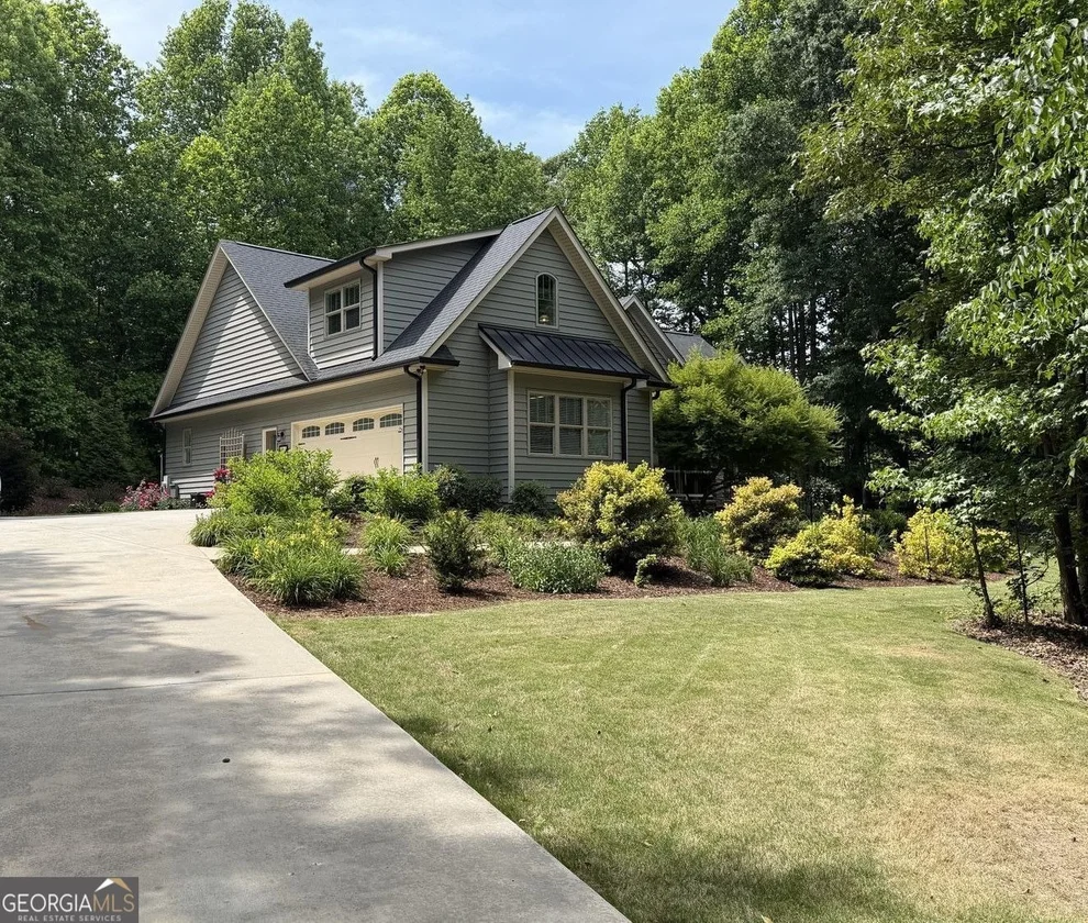 Unit for sale at 7671 Fern Lane, Lula, GA 30554