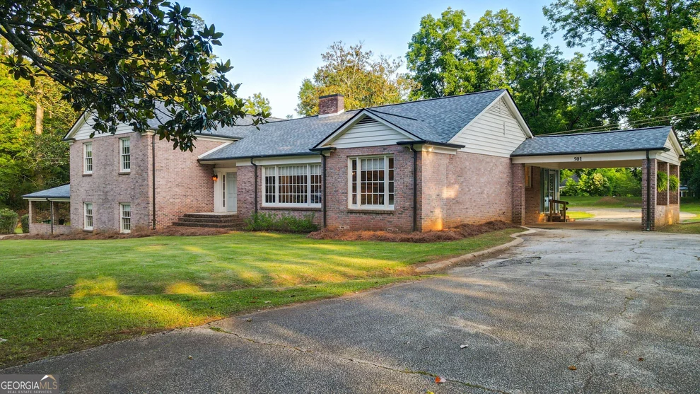 Unit for sale at 501 Ashland Avenue, Wadley, AL 36276