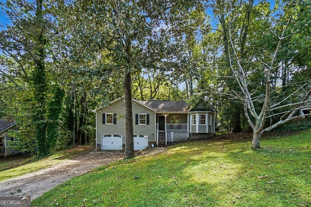 Unit for sale at 916 Little River Lane, Woodstock, GA 30189