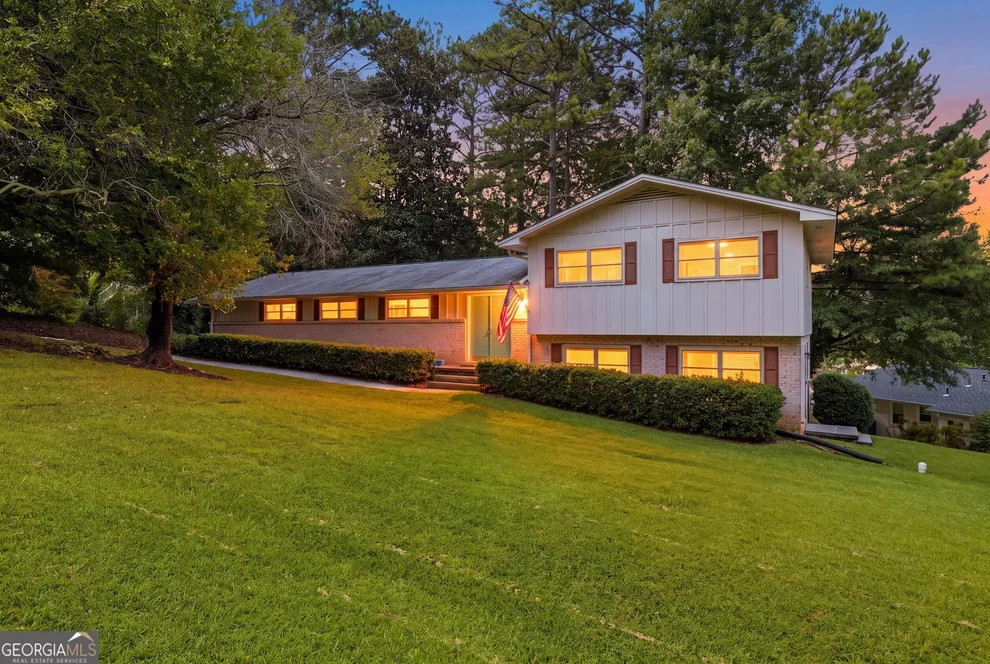 Unit for sale at 30 Rosedale Street, Toccoa, GA 30577