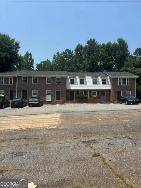 Unit for sale at 180 Chalfont Lane, Athens, GA 30606