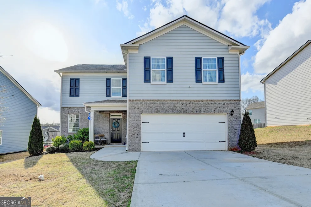 Unit for sale at 52 Brode Lane, Pendergrass, GA 30567