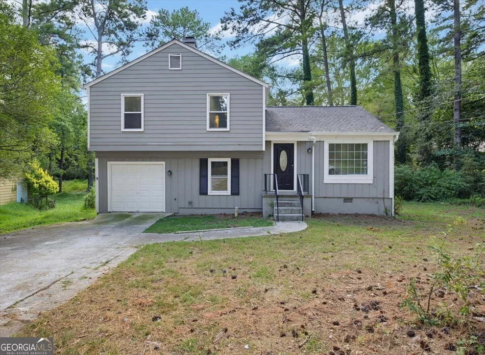 Unit for sale at 429 Sherwood Circle, Stone Mountain, GA 30087
