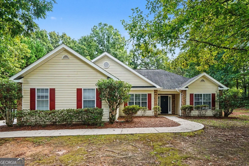 Unit for sale at 3962 Clairmont Court, Bethlehem, GA 30620