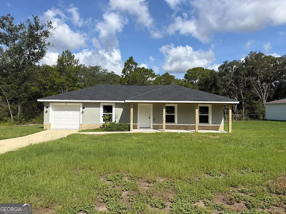 Unit for sale at 52 Bay Road, Ocklawaha, FL 32179