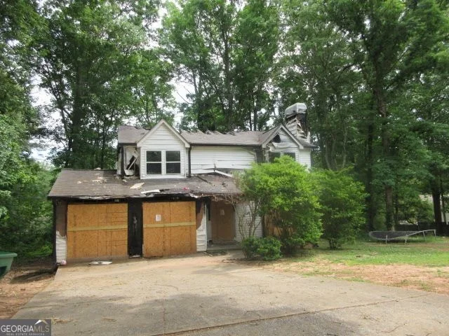 Unit for sale at 5333 Greenhedge Trail, Stone Mountain, GA 30088