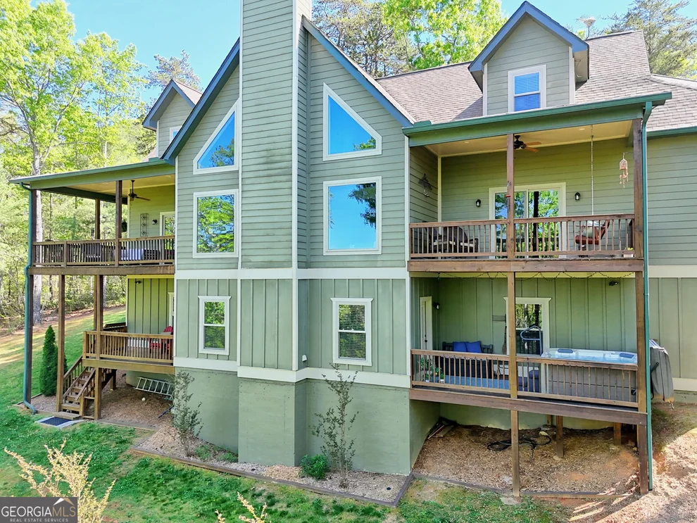 Unit for sale at 421 Hickory Nut Mtn, Tallulah Falls, GA 30573