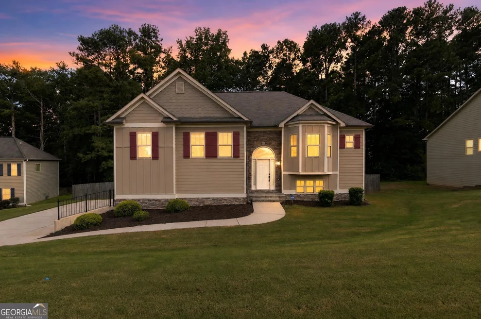 Unit for sale at 199 Bridgemill Drive, Douglasville, GA 30134
