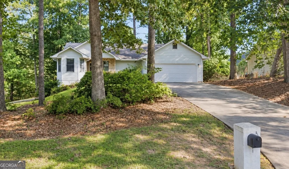 Unit for sale at 787 Tuesday Way, Jonesboro, GA 30238