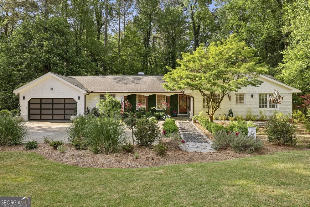 Unit for sale at 1905 Gainsborough Drive, Chamblee, GA 30341
