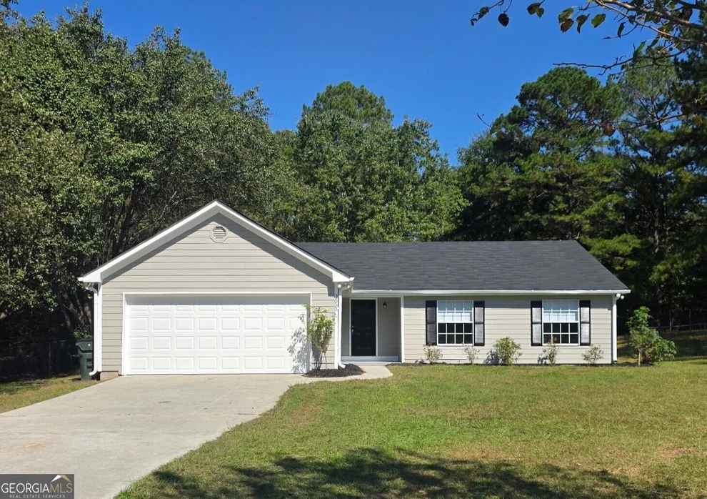 Unit for sale at 3555 Irvin Drive, Loganville, GA 30052