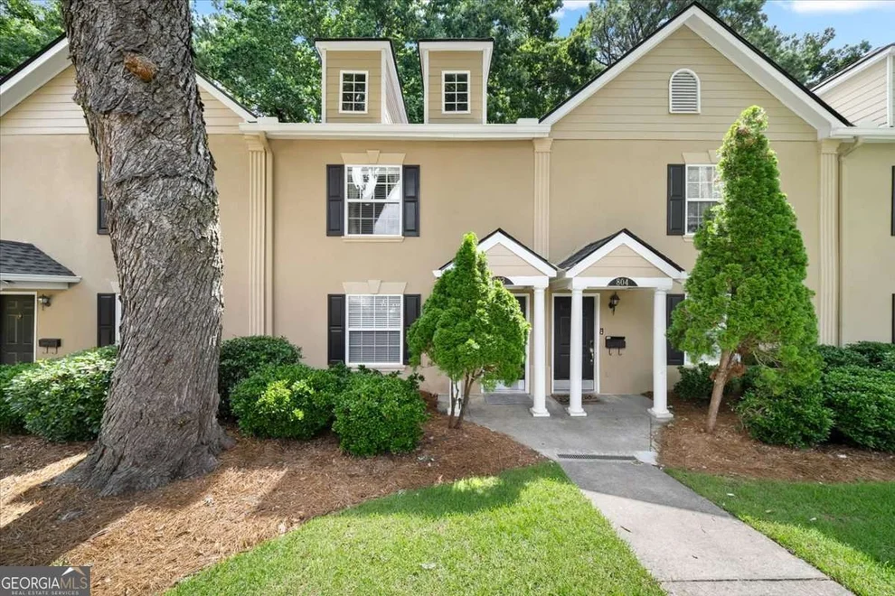 Unit for sale at 803 Brighton Point, Atlanta, GA 30328