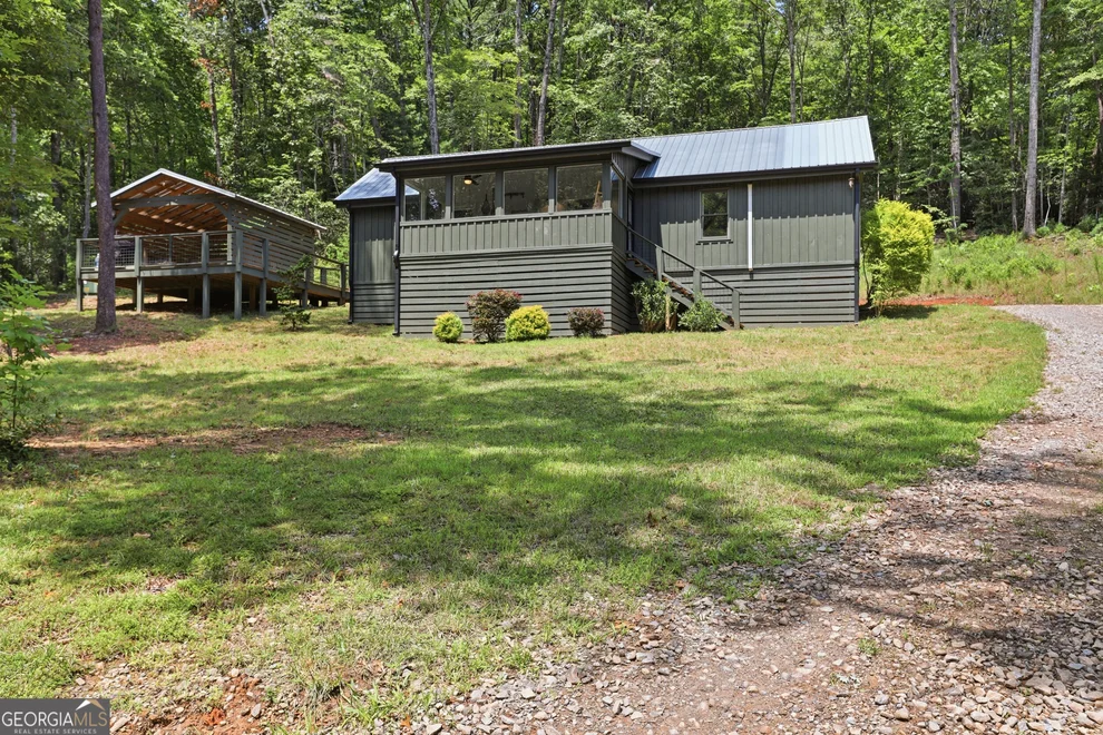 Unit for sale at 121 Waterfalls Way, Clarkesville, GA 30523