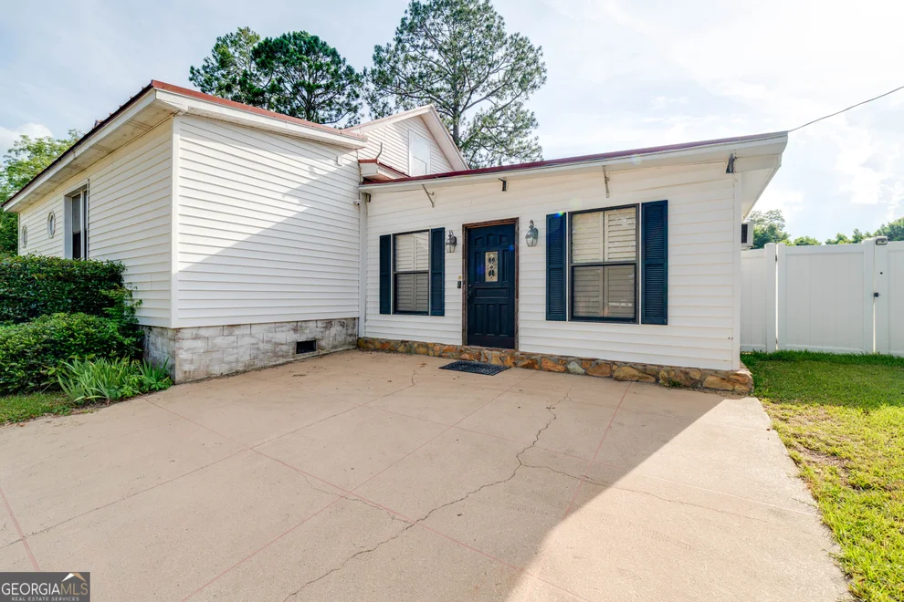 Unit for sale at 73 Maxwell Street SE, Arlington, GA 39813