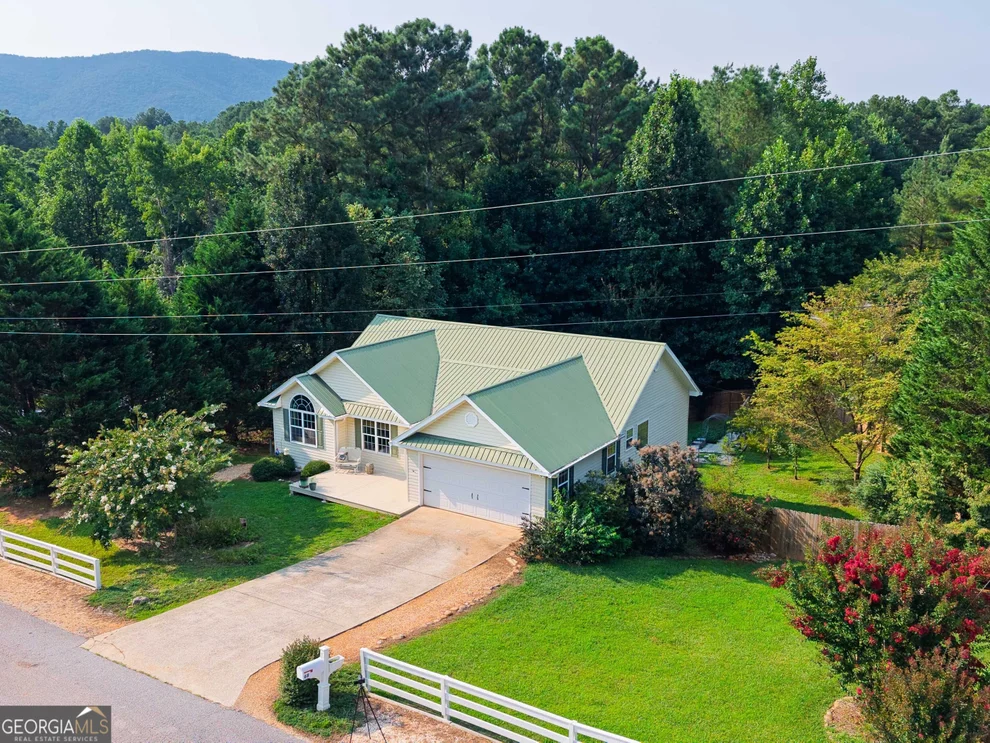 Unit for sale at 68 Barker Trail Road, Cleveland, GA 30528