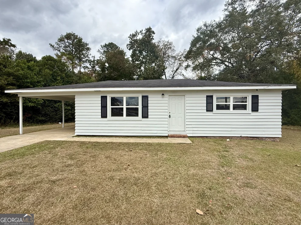 Unit for sale at 73 W Westward Avenue, Blakely, GA 39823