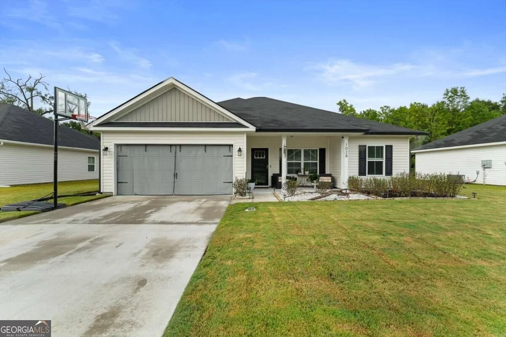 Unit for sale at 1028 Meloney Drive, Hinesville, GA 31313