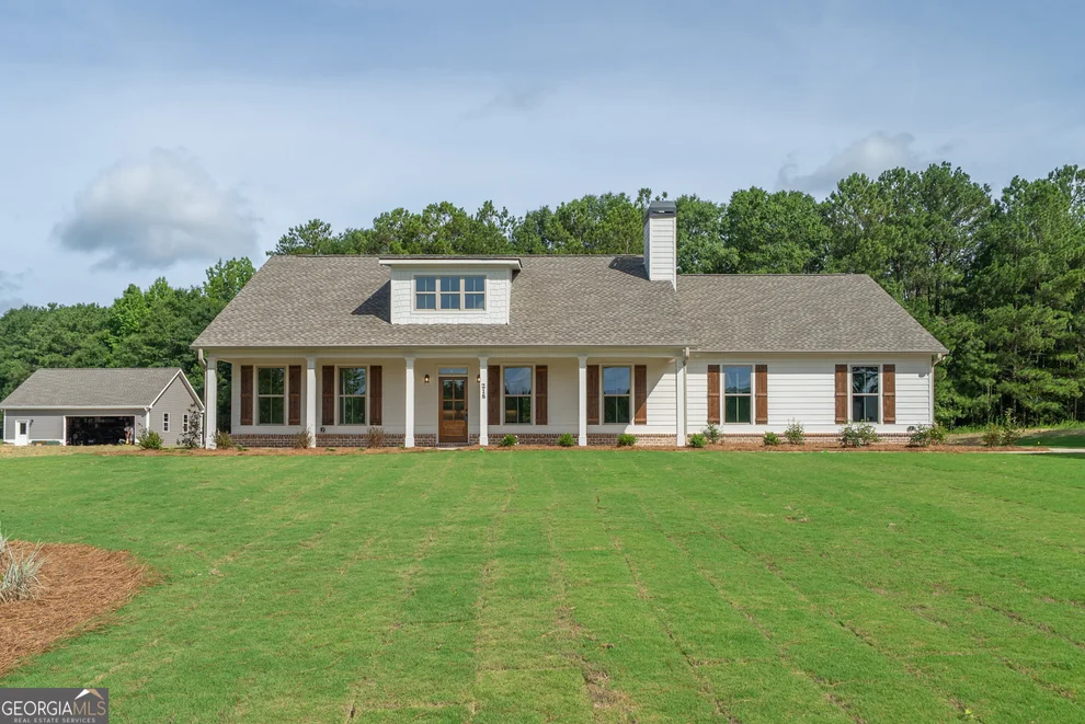Unit for sale at 218 Woodfin Way, Social Circle, GA 30025