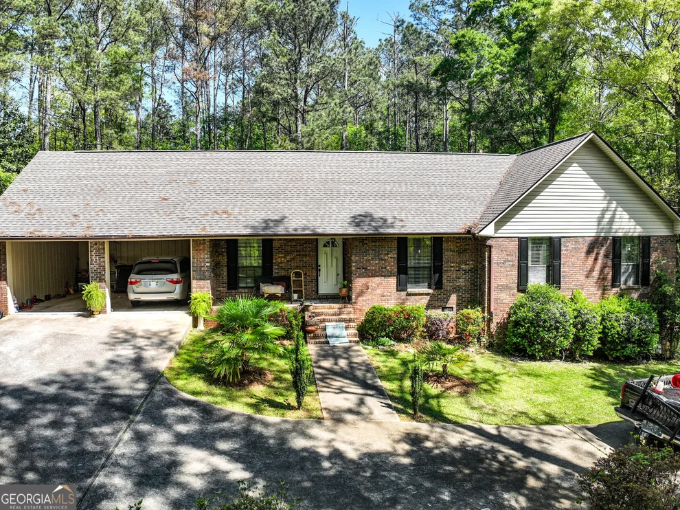 Unit for sale at 3534 15th Avenue, Valley, AL 36854
