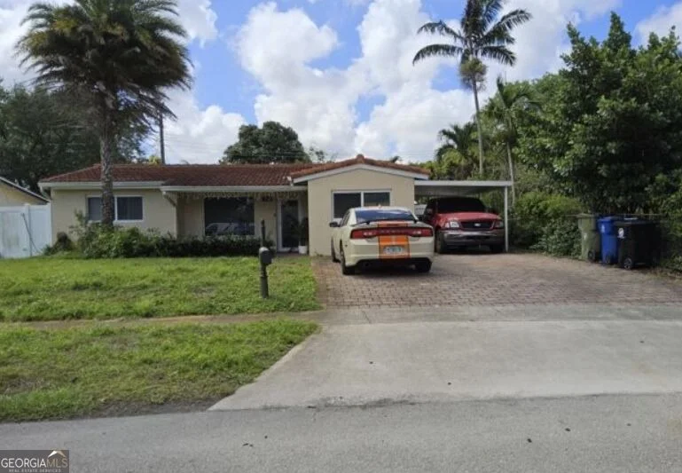 Unit for sale at 3556 SW 15th Court, Fort Lauderdale, FL 33312