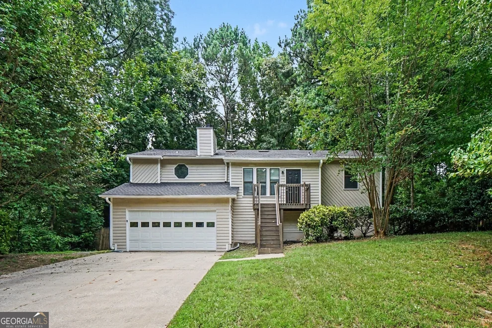 Unit for sale at 2511 Deerfield Drive NW, Kennesaw, GA 30144