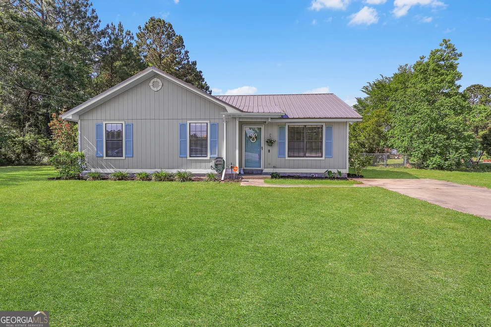 Unit for sale at 1692 NE Lee Place, Ludowici, GA 31316