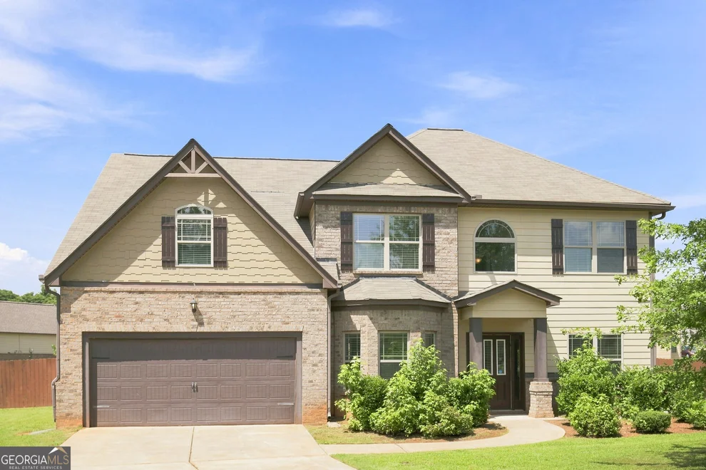 Unit for sale at 556 Harmony Way, Locust Grove, GA 30248