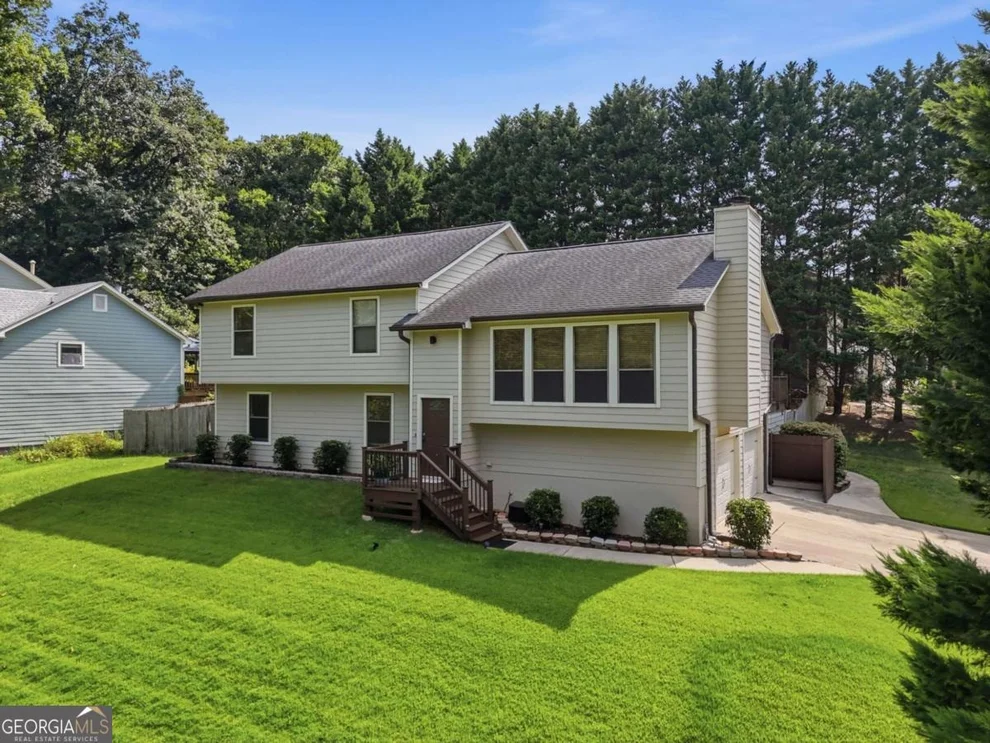 Unit for sale at 2416 Broward Drive NE, Marietta, GA 30066