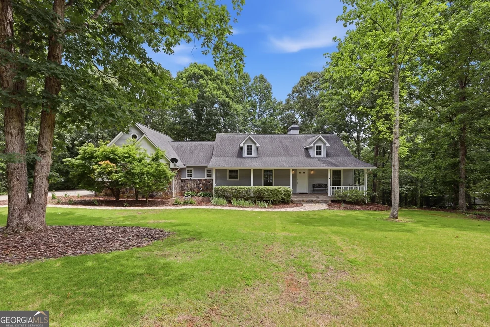 Unit for sale at 140 Tall Oaks Drive, Alto, GA 30510