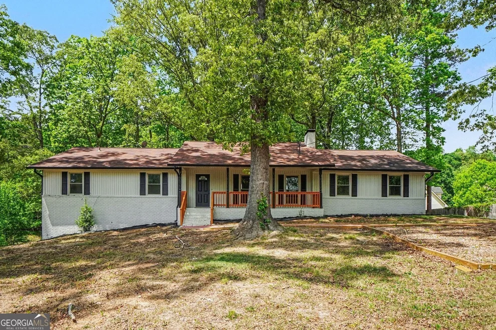 Unit for sale at 5865 Leah Lane, Powder Springs, GA 30127