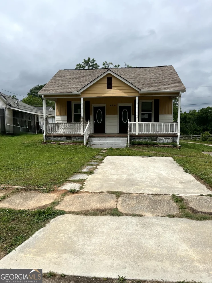 Unit for sale at 430 Knight Street, Elberton, GA 30635
