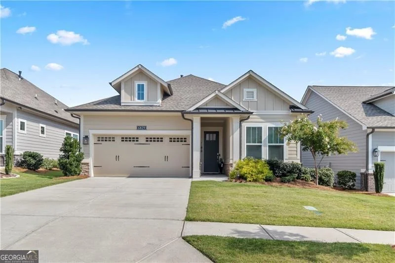 Unit for sale at 6829 Bungalow Road, Flowery Branch, GA 30542
